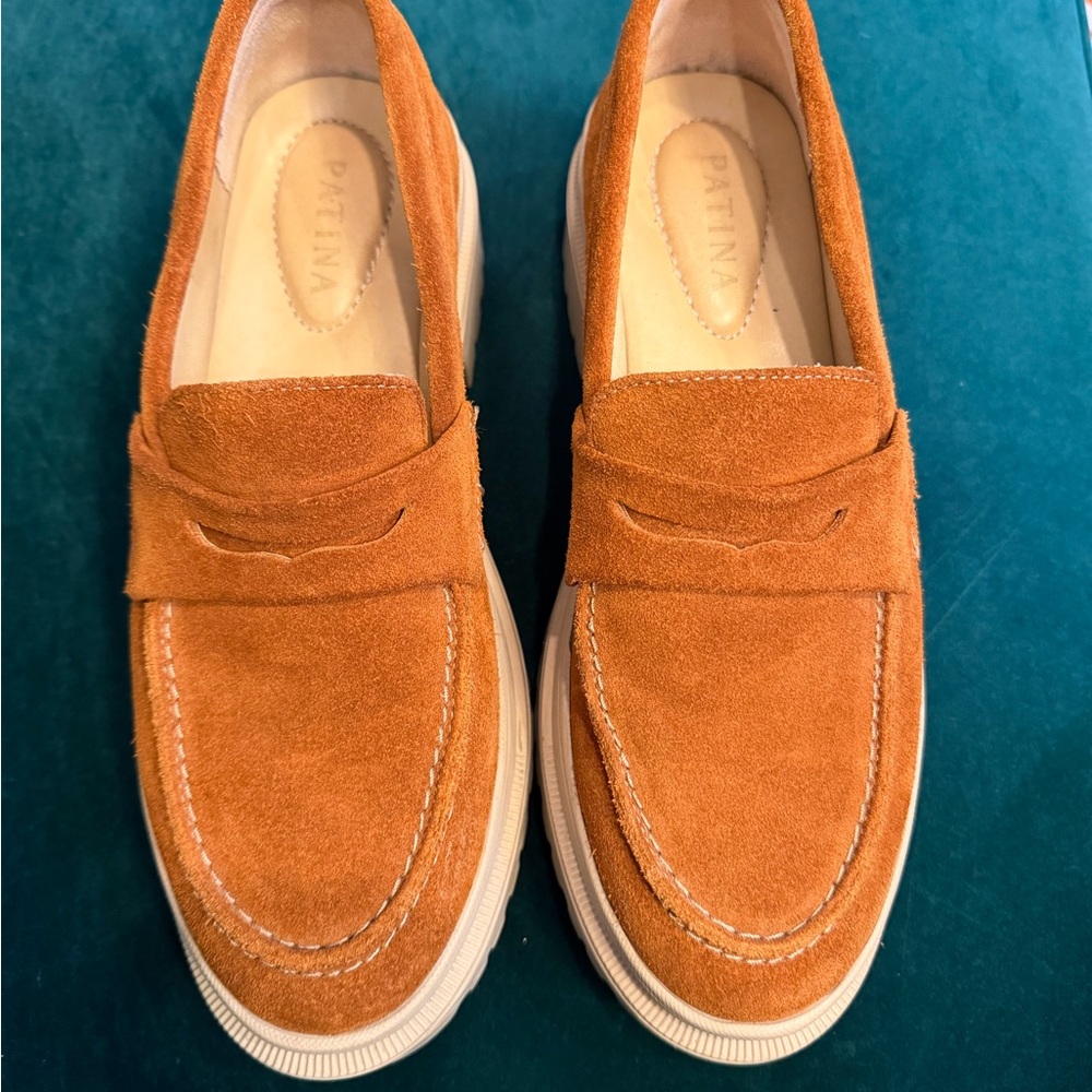 Portland leather Patina suede lug loafer